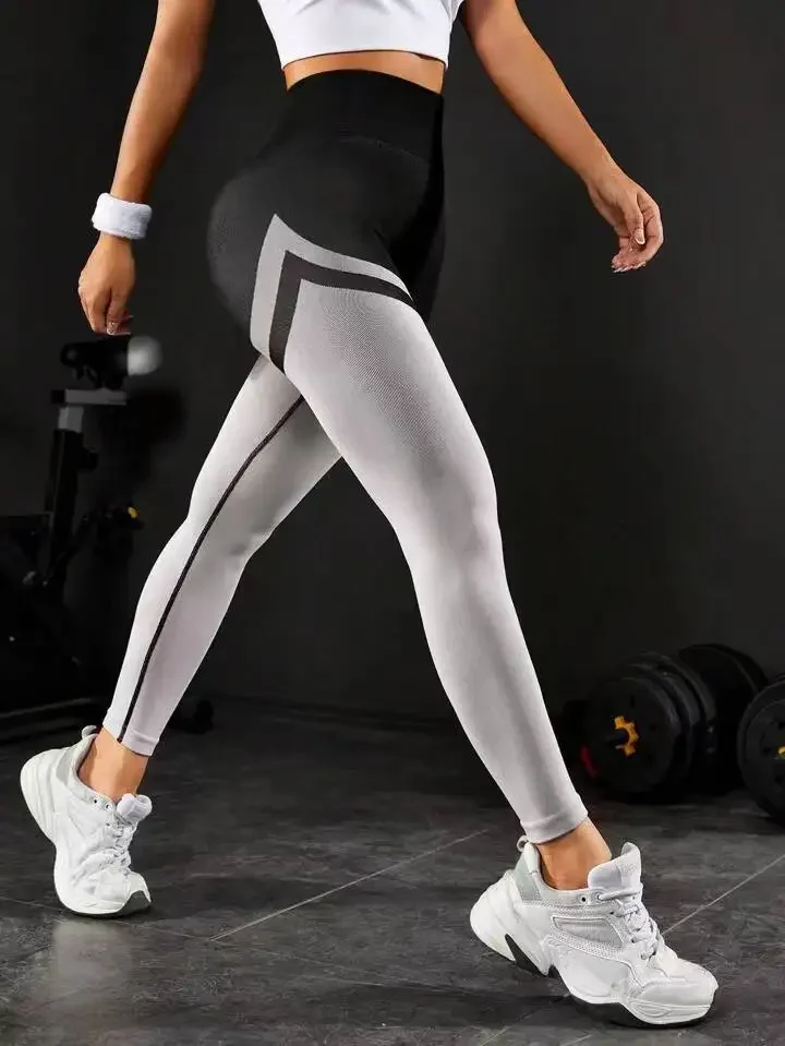 Seamless Stripes High Waist Butt Lift Legging - Image 3